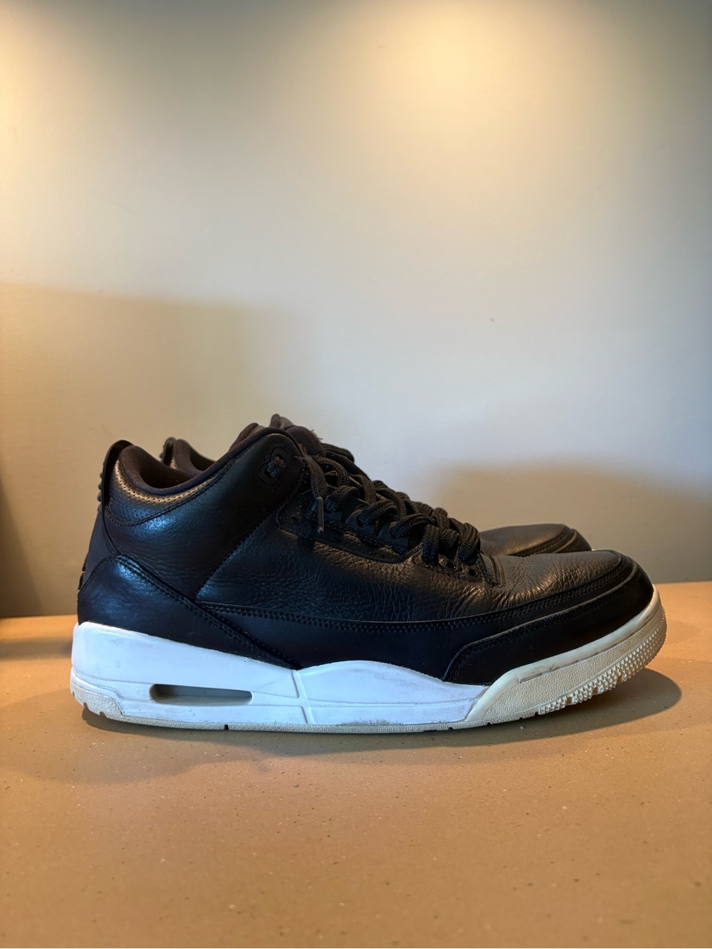 Jordan 3 “Cyber Monday” 2016